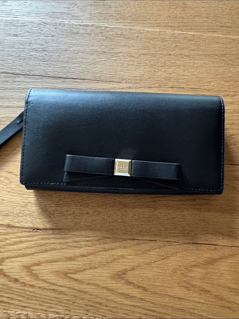 Kate Spade wallet wristlet
